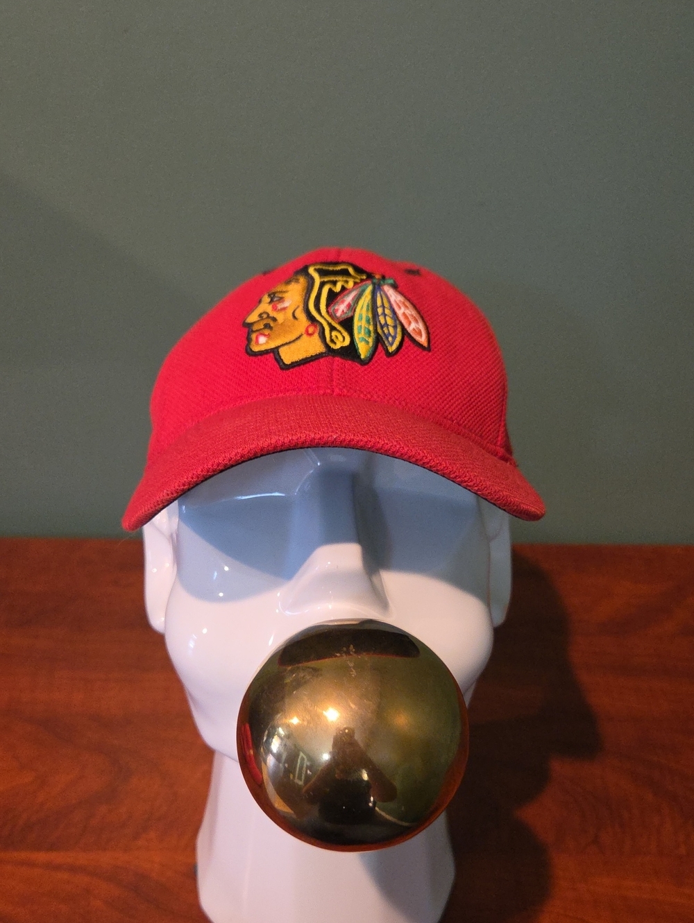Chicago Blackhawks  Red Baseball Cap with Embroidered Logo